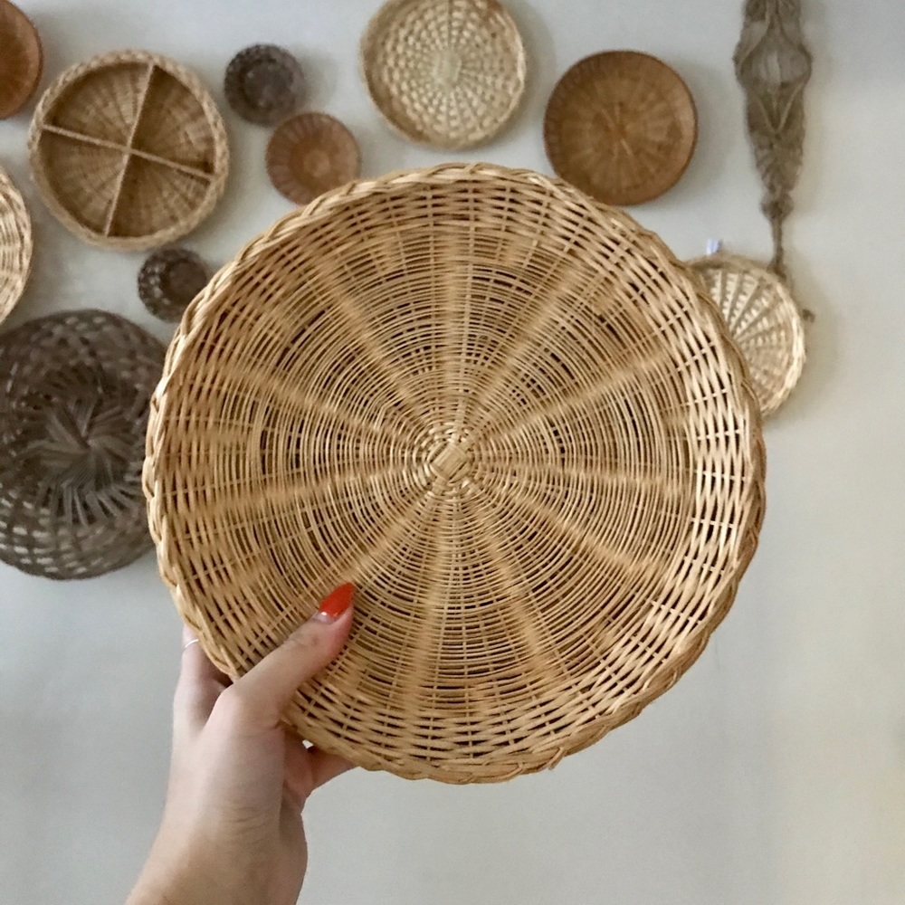 7 wicker baskets
